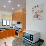 Central Apartment In St Julian\'S, Perfect For Families