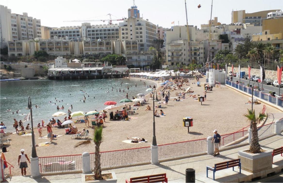 Central In St Julian's, Perfect For Families Appartamento San Giuliano