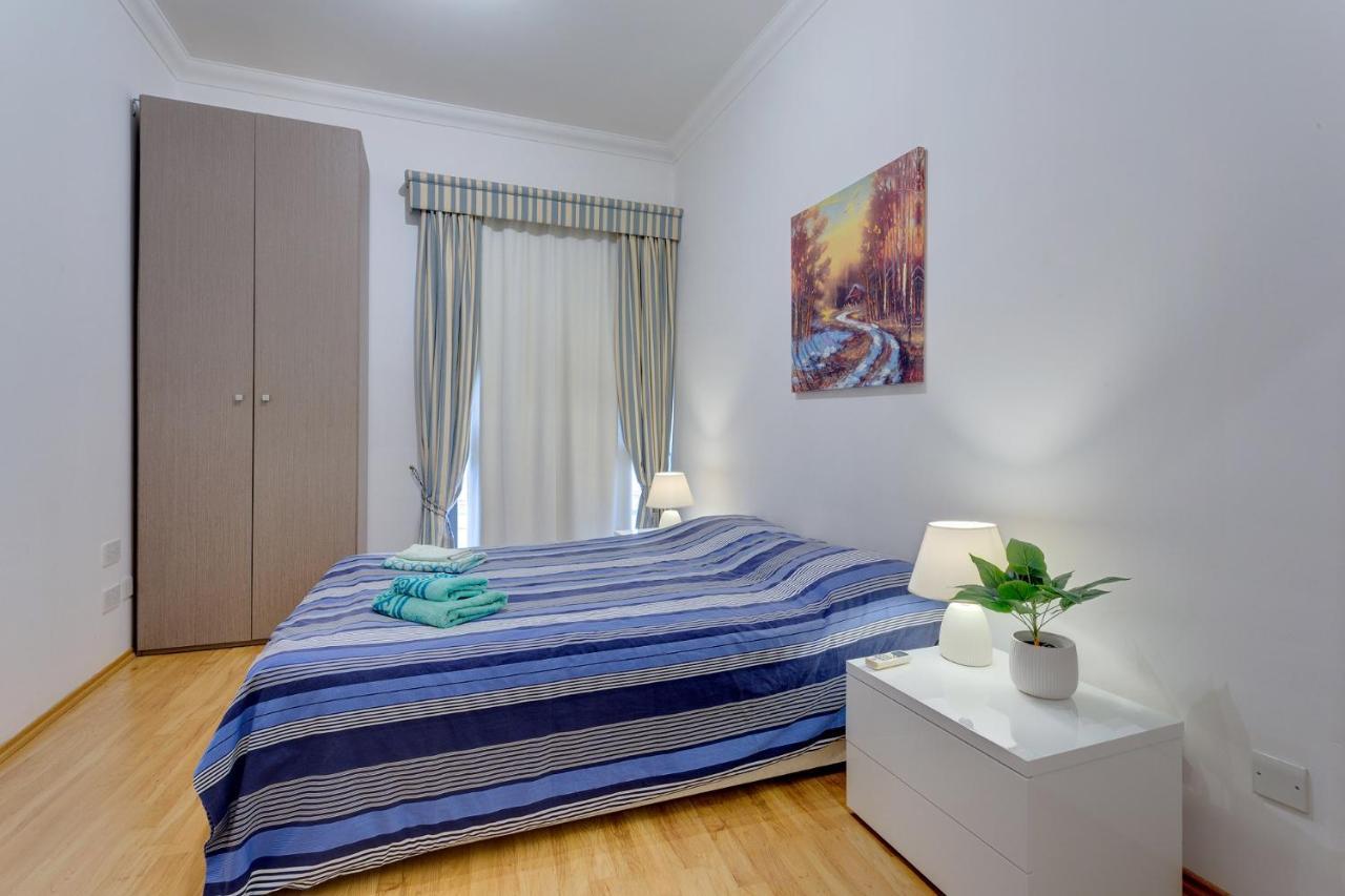 Central In St Julian's, Perfect For Families Appartamento