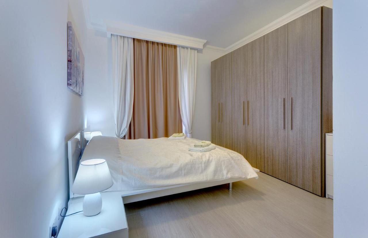 Central In St Julian's, Perfect For Families Appartamento